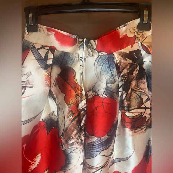 ❌SOLD❌Full A-Line Skirt w/ Italian Flowers and Design Size S - Picture 6 of 8